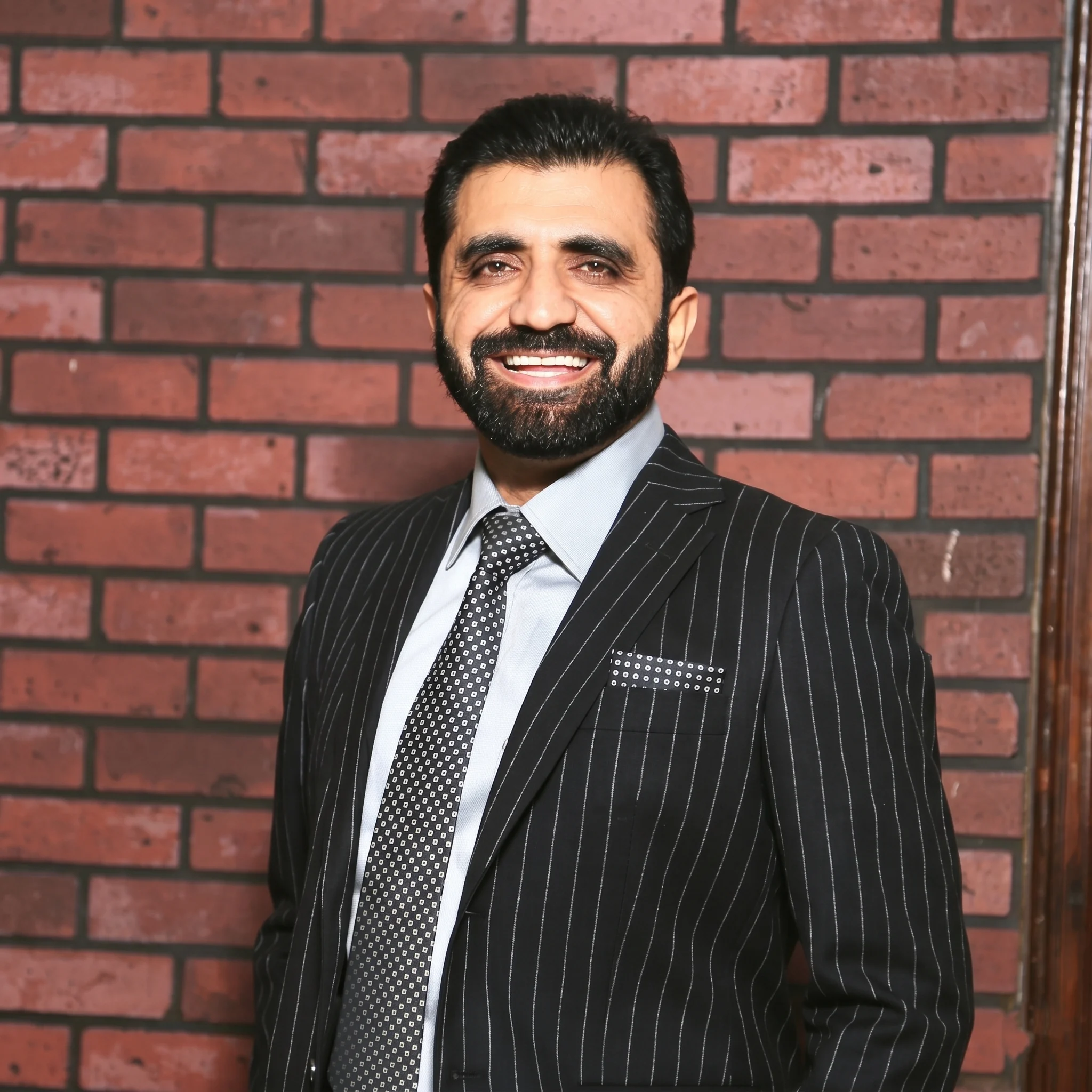 Dr. Vikas Raj